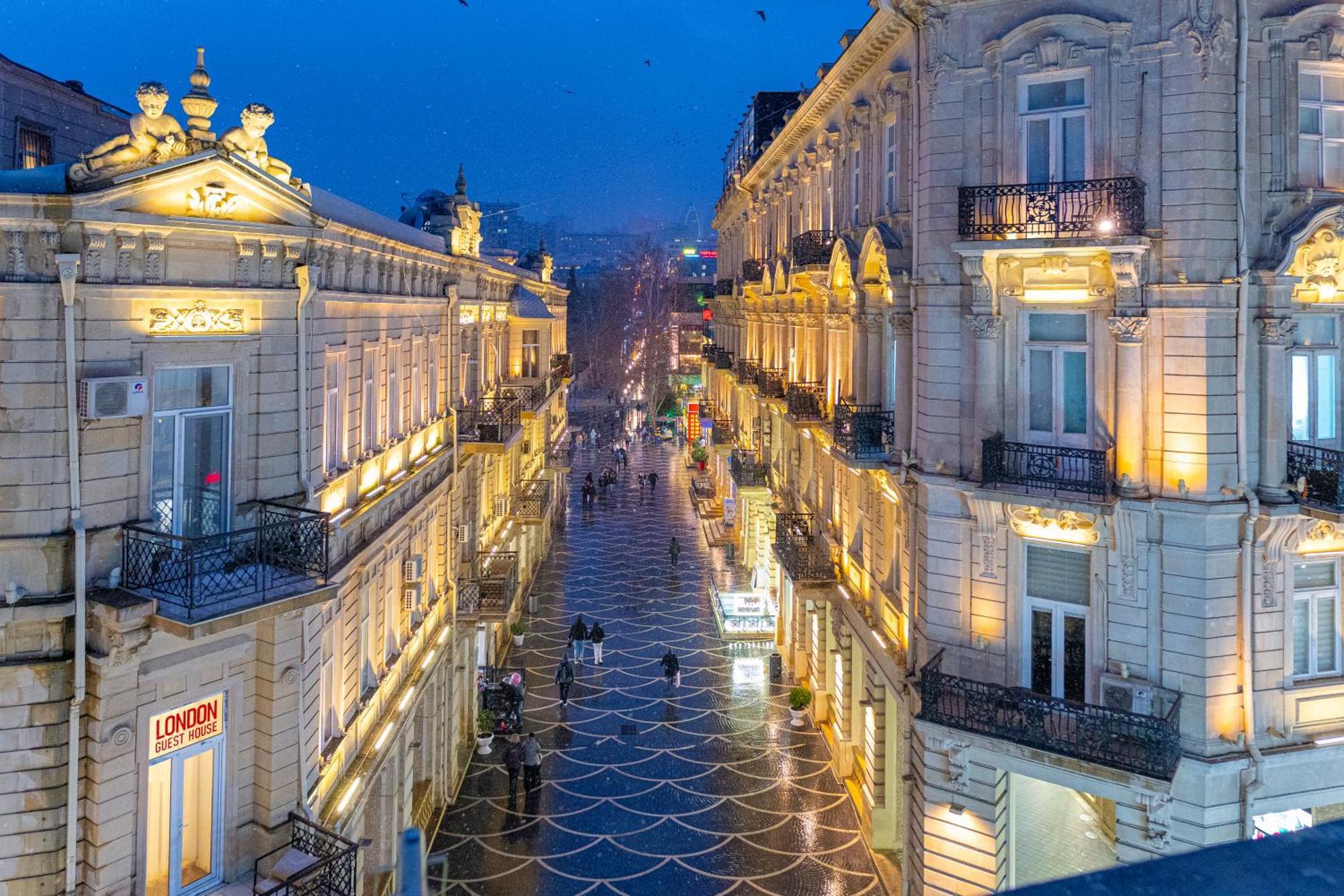 Salam Baku Hotel Exteriör bild